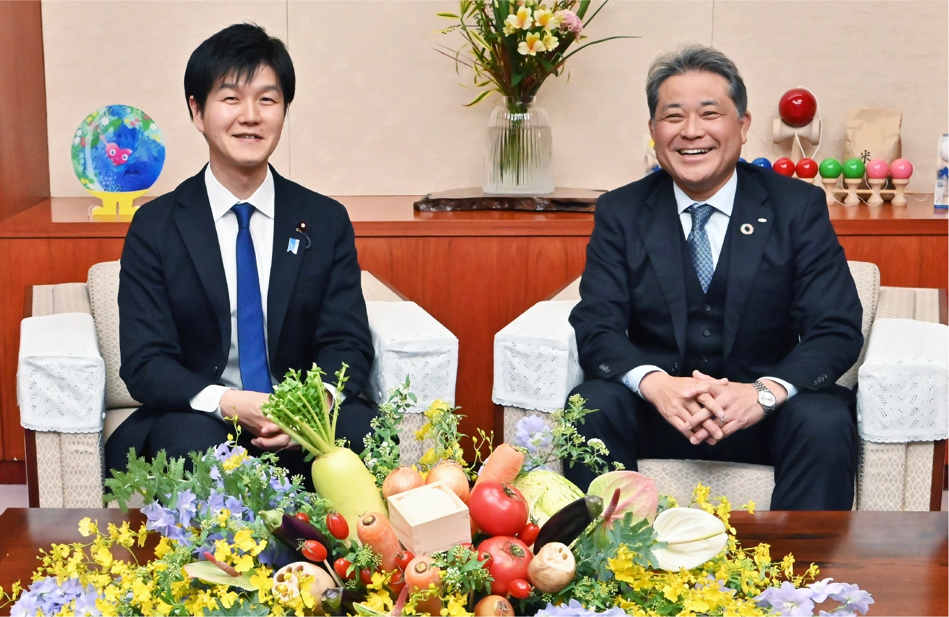 農林水産大臣 鈴木憲和 x クロップライフジャパン会長 岩田浩幸 写真